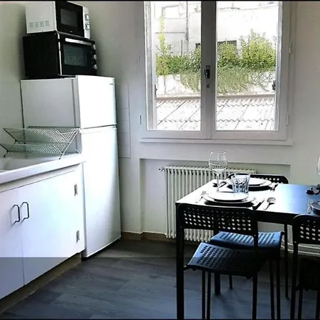 Apartment Grand Avec Balcon -4 Personnes-disneyland- Paris A 10 Minutes Thorigny-sur-Marne