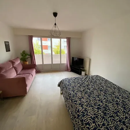 Grand Avec Balcon -4 Personnes-disneyland- Paris A 10 Minutes