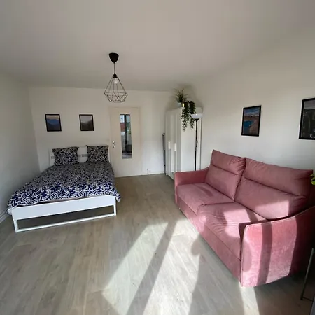 Grand Avec Balcon -4 Personnes-disneyland- Paris A 10 Minutes Thorigny-sur-Marne
